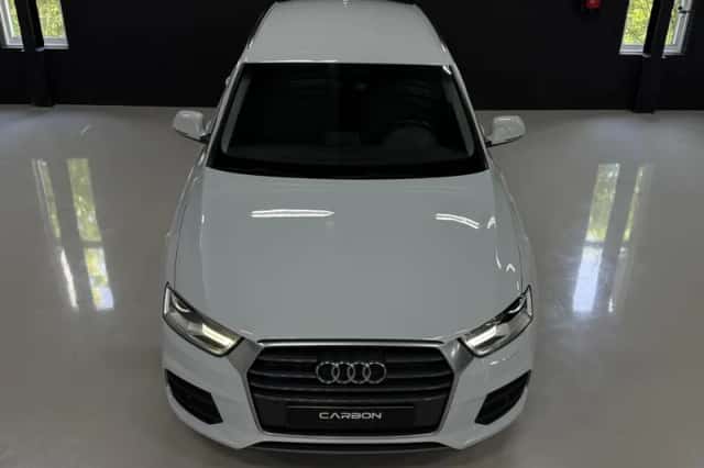 Audi Q3 (2017) thumbnail 3