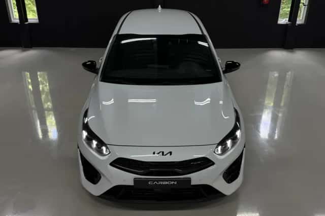 Kia ProCeed (2021) thumbnail 3