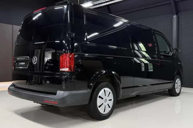 Volkswagen Transporter (2021) thumbnail 5
