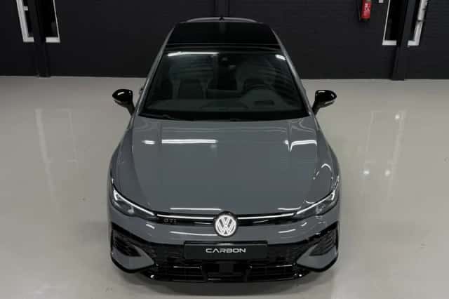 Volkswagen Golf (2024) thumbnail 3