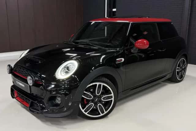 MINI John Cooper Works (2020) thumbnail 4