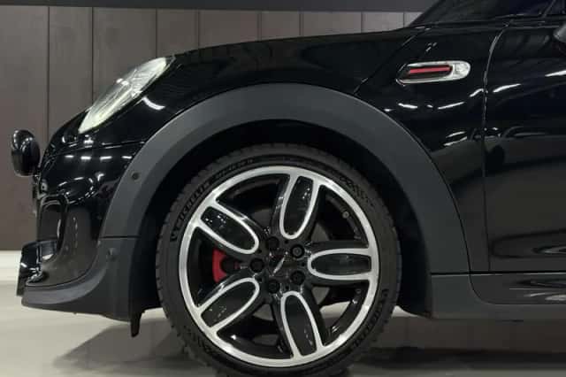 MINI John Cooper Works (2020) thumbnail 5