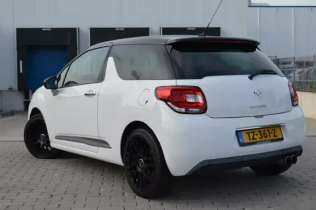 Citroën DS3 (2011) thumbnail 4