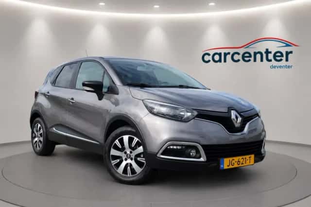 Renault Captur (2016) thumbnail 1