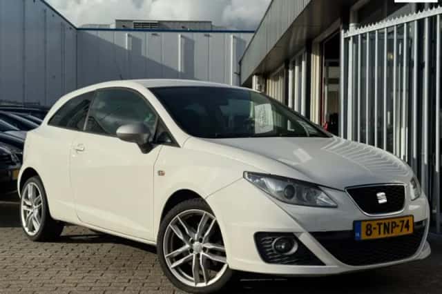 SEAT Ibiza (2009) thumbnail 1