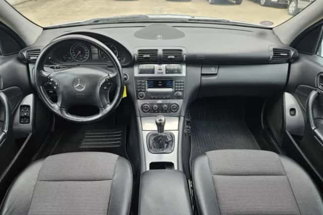 Mercedes-Benz C-Klasse (2005) thumbnail 6