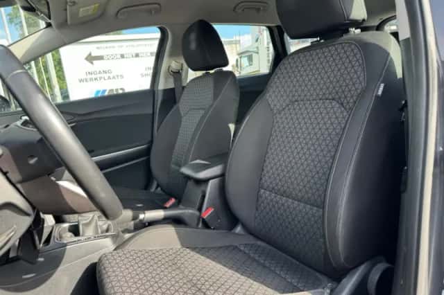 Kia Ceed (2021) thumbnail 6