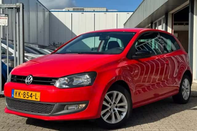 Volkswagen Polo (2011) thumbnail 2