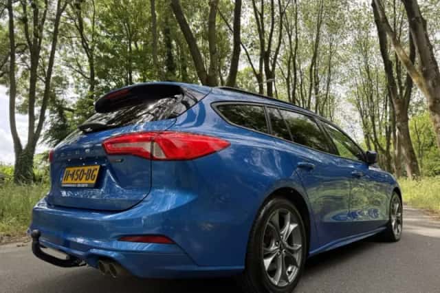 Ford Focus (2020) thumbnail 4