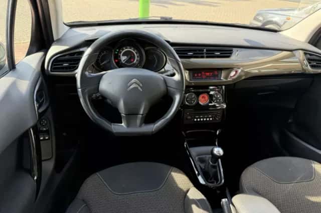 Citroën C3 (2012) thumbnail 2