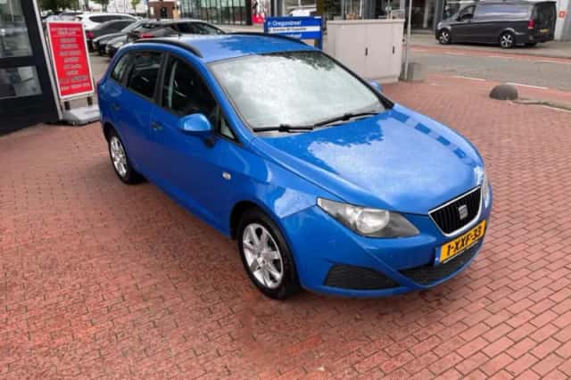 SEAT Ibiza (2011) thumbnail 4