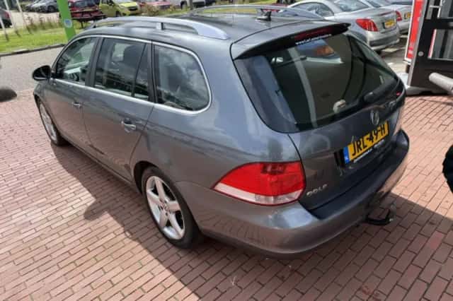 Volkswagen Golf (2008) thumbnail 3