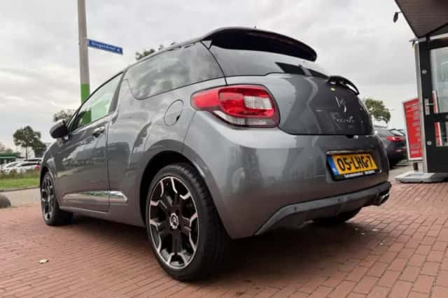 Citroën DS3 (2010) thumbnail 3