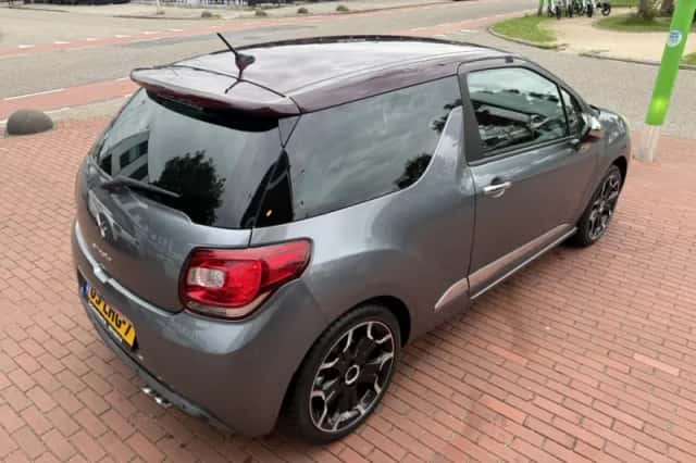 Citroën DS3 (2010) thumbnail 4