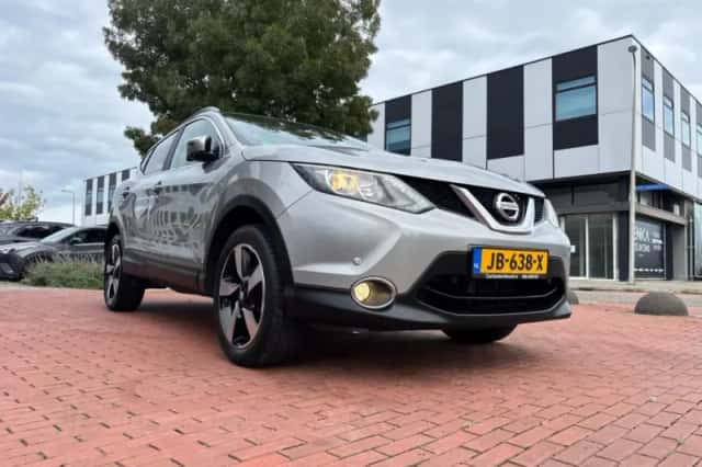 Nissan Qashqai (2016) thumbnail 6