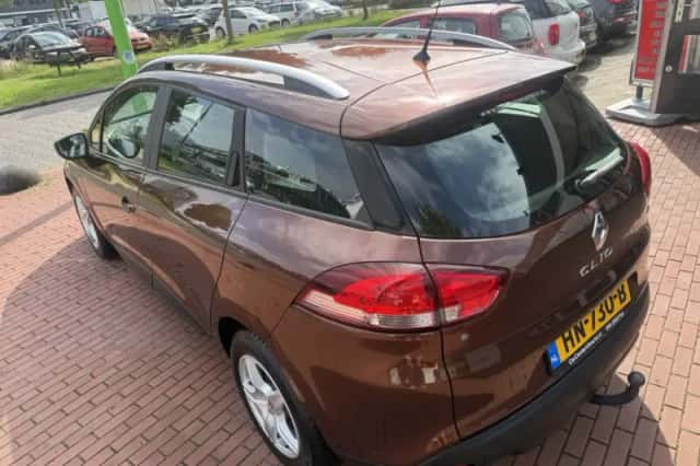 Renault Clio (2014) thumbnail 3