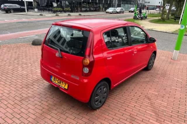 Daihatsu Cuore (2008) thumbnail 4