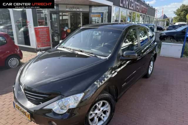 SsangYong Actyon (2008) thumbnail 1