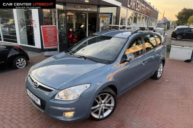 Hyundai i30 (2009) thumbnail 1