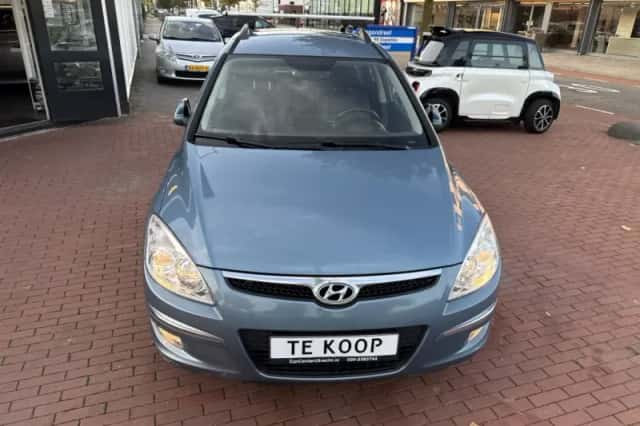 Hyundai i30 (2009) thumbnail 5