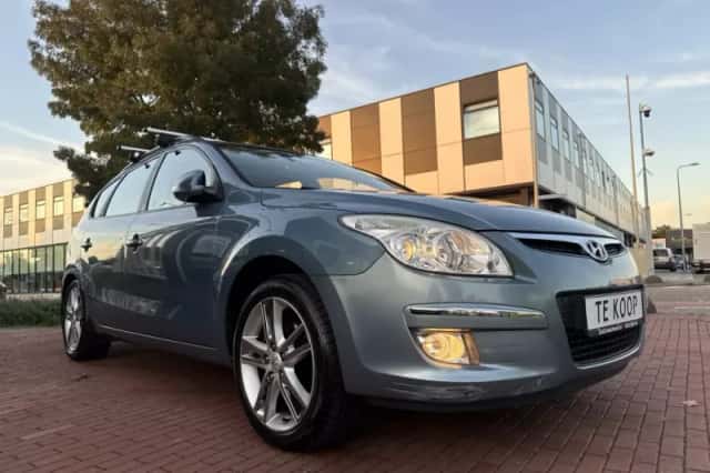 Hyundai i30 (2009) thumbnail 6