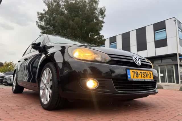 Volkswagen Golf (2012) thumbnail 5