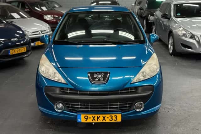 Peugeot 207 (2008) thumbnail 3