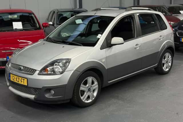 Ford Fiesta (2007) thumbnail 1