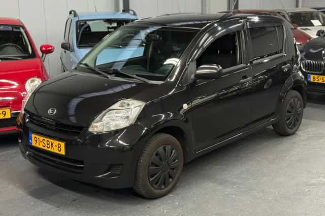 Daihatsu Sirion (2011) thumbnail 1
