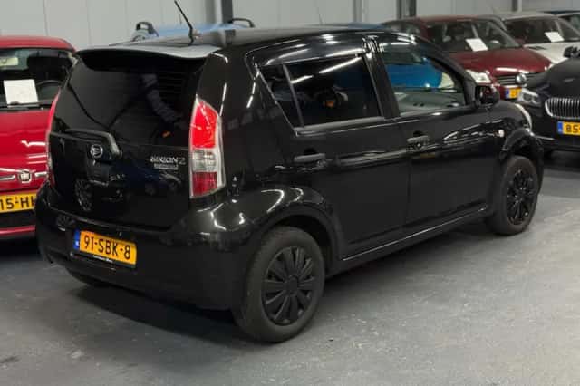 Daihatsu Sirion (2011) thumbnail 2