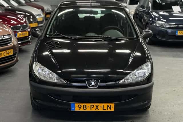 Peugeot 206 (2005) thumbnail 3