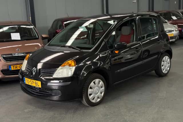 Renault Modus (2006) thumbnail 1