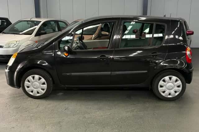 Renault Modus (2006) thumbnail 5