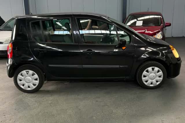 Renault Modus (2006) thumbnail 6