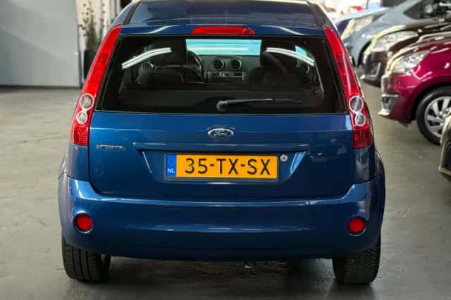 Ford Fiesta (2007) thumbnail 4