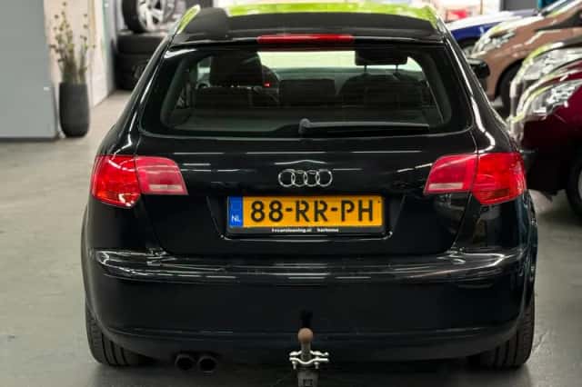 Audi A3 (2005) thumbnail 4