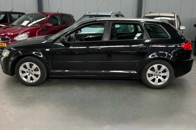 Audi A3 (2005) thumbnail 5