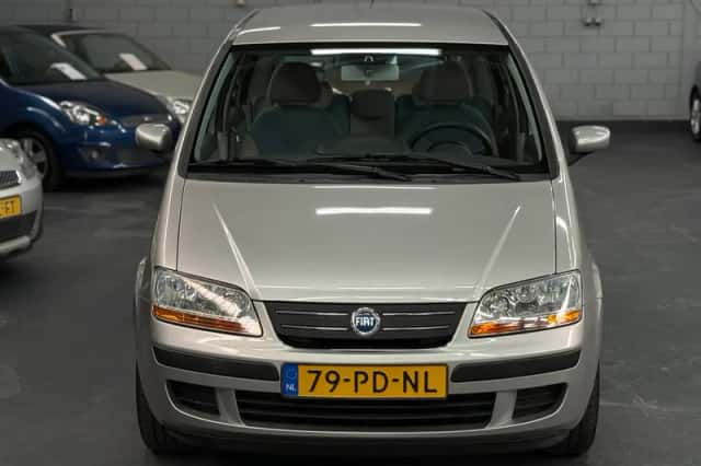 Fiat Idea (2004) thumbnail 3