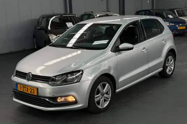 Volkswagen Polo (2014) thumbnail 1