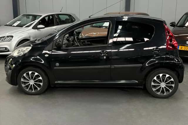 Peugeot 107 (2014) thumbnail 5