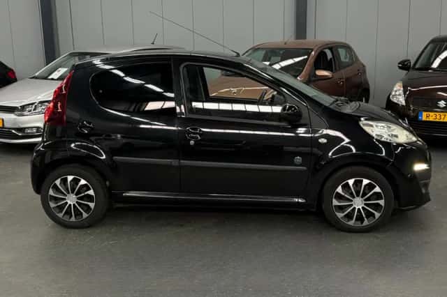 Peugeot 107 (2014) thumbnail 6