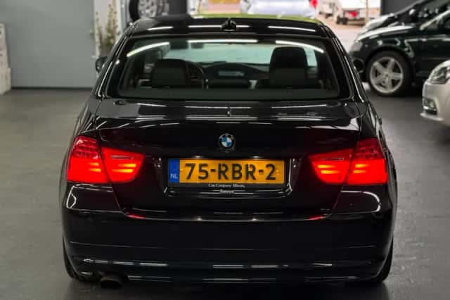BMW 3-Serie (2011) thumbnail 4