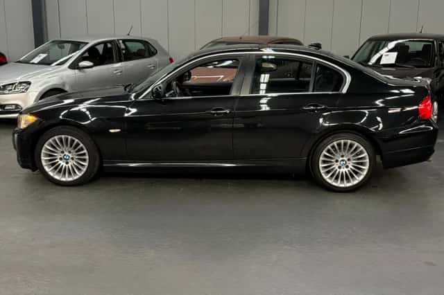 BMW 3-Serie (2011) thumbnail 5
