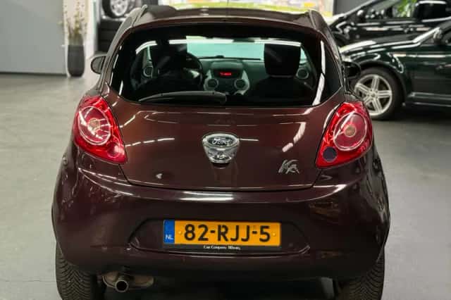 Ford Ka (2011) thumbnail 4