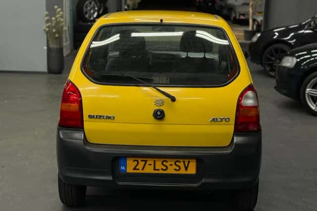Suzuki Alto (2003) thumbnail 3