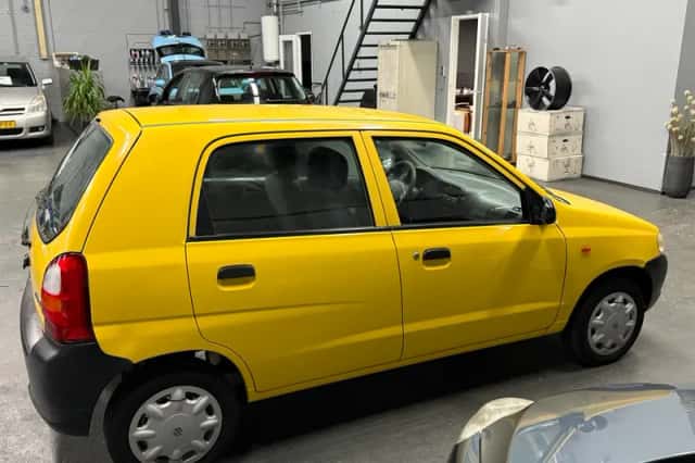 Suzuki Alto (2003) thumbnail 5