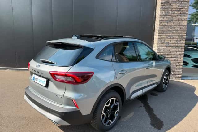 Ford Kuga (2025) thumbnail 5