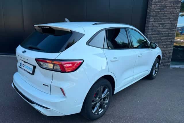 Ford Kuga (2023) thumbnail 6