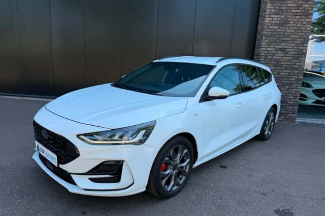 Ford Focus (2023) thumbnail 1