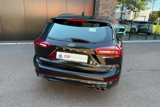 Ford Focus (2023) thumbnail 5